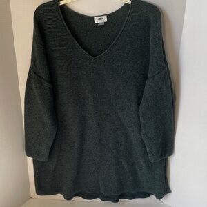 Old Navy Women's  Size 3X V-Neck Sweater - Green